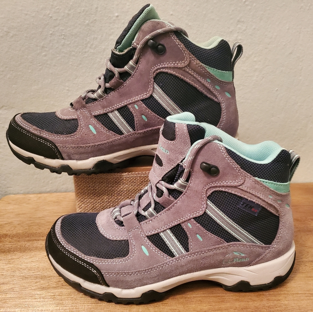 LL Bean Hiking Trail Women Size 10 Wide Water Resistent Mid